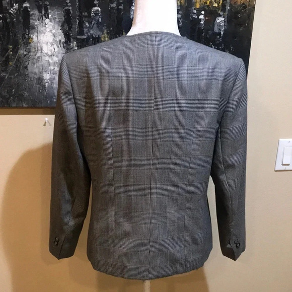 Classica by Evan Picone Fully Lined Gray Plaid Blazer w/Single Button Front-14 - Picture 4 of 7
